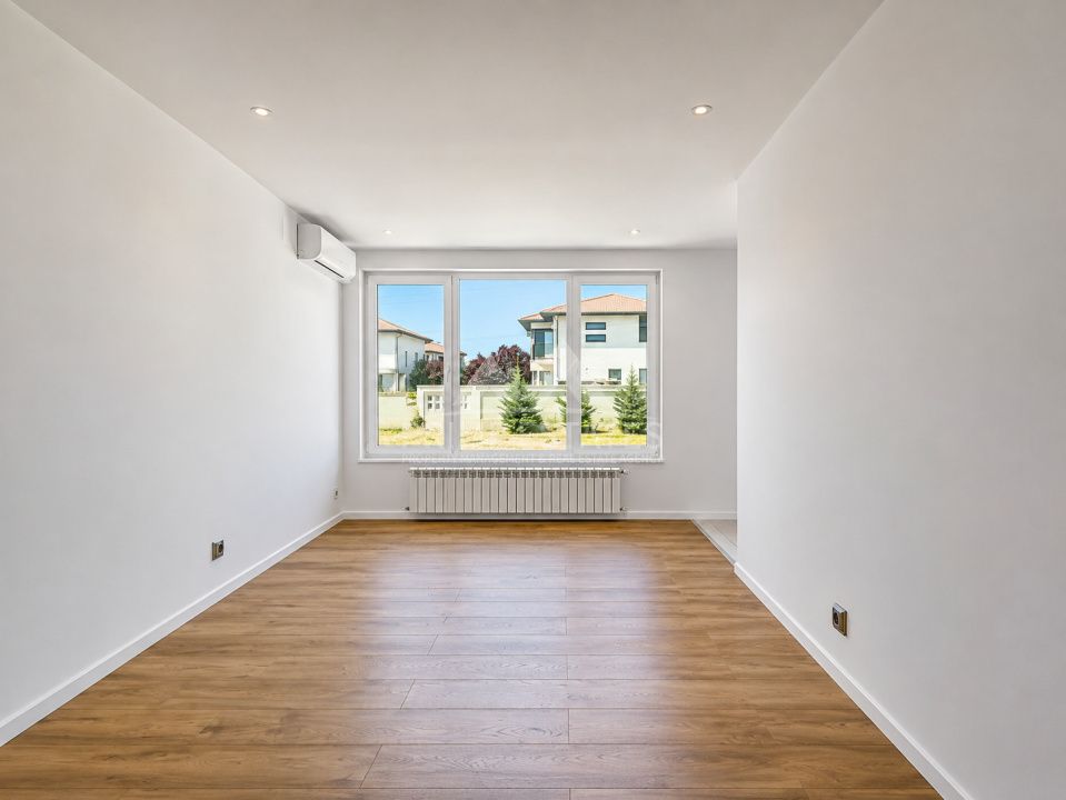 Vila tip duplex complet renovata 2026,  Sidney Residence Tunari – fotografia 12 din 26
