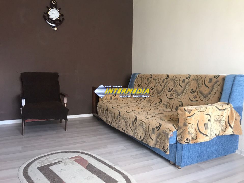 Vanzare apartament 3 camere Alba Iulia CETATE Bd.Transilvaniei Mobilat si Utilat – fotografia 11 din 12