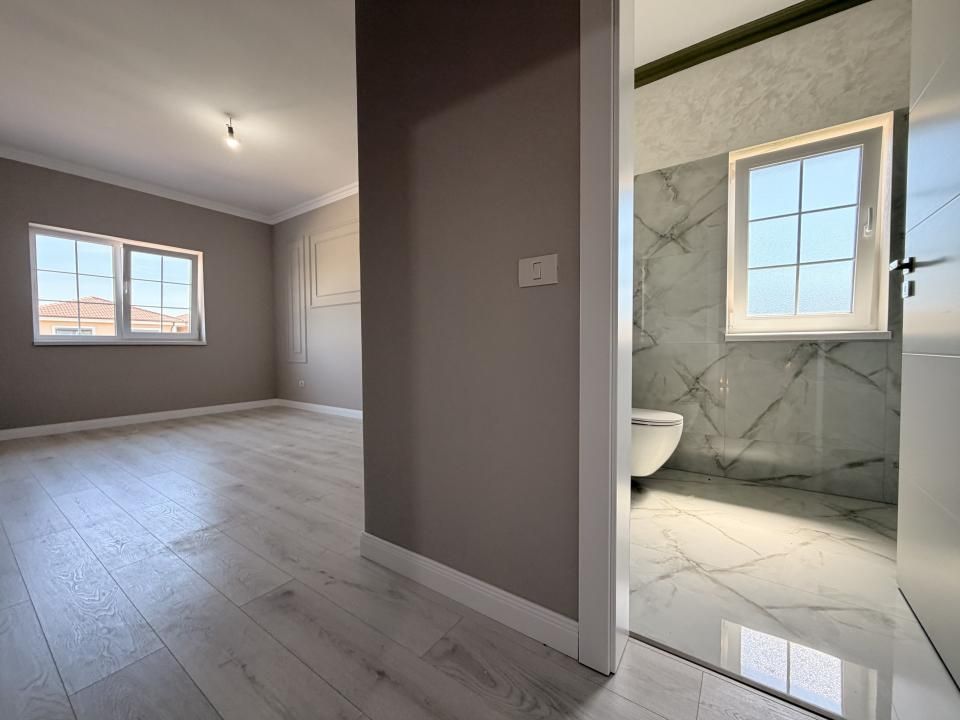 Duplex 5 camere, 126 mp utili, 300 mp teren - in Chisoda – fotografia 9 din 21