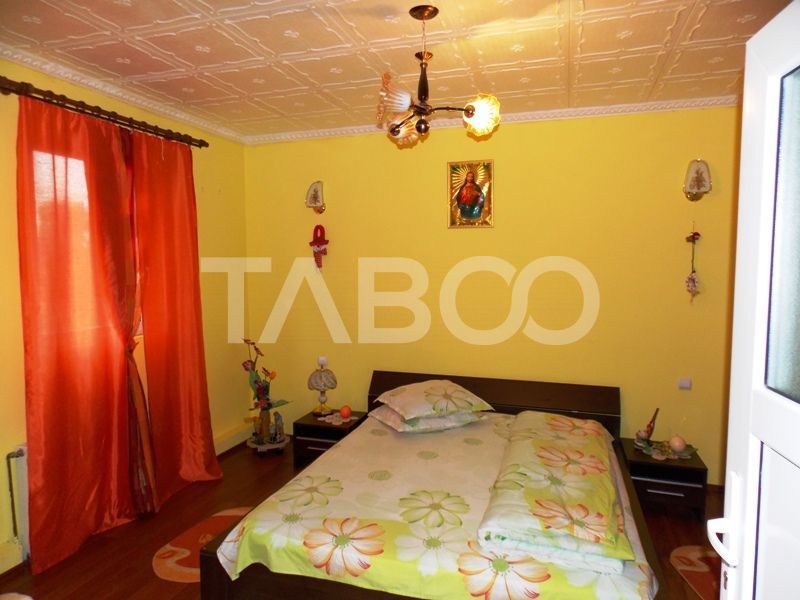 Pensiune de vanzare 13 camere si teren 3000 mp la cheie Comision 0% – fotografia 20 din 53