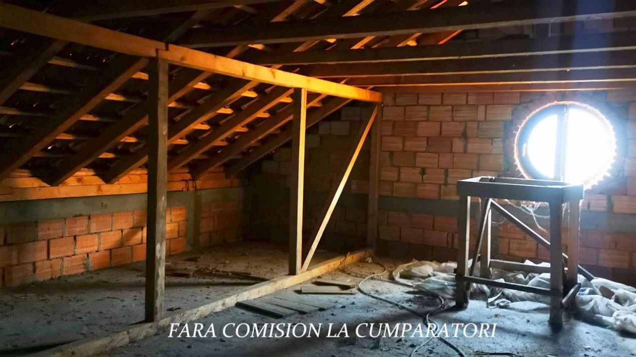 OLANESTI VILA CU TEREN GENEROS – fotografia 15 din 25