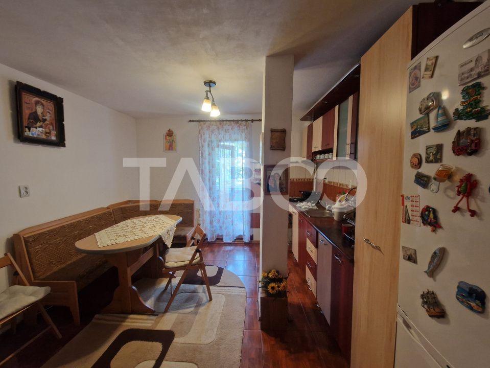 Apartament decomandat 2 camere mobilat si utilat Turnisor – fotografia 8 din 10