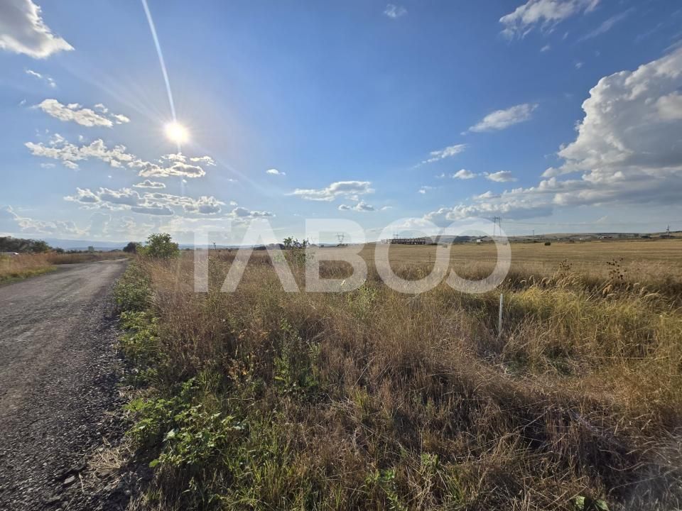 COMISION 0 Teren intravilan 9409mp cu drum utilitati PUZ sprobat Sibiu – fotografia 4 din 5