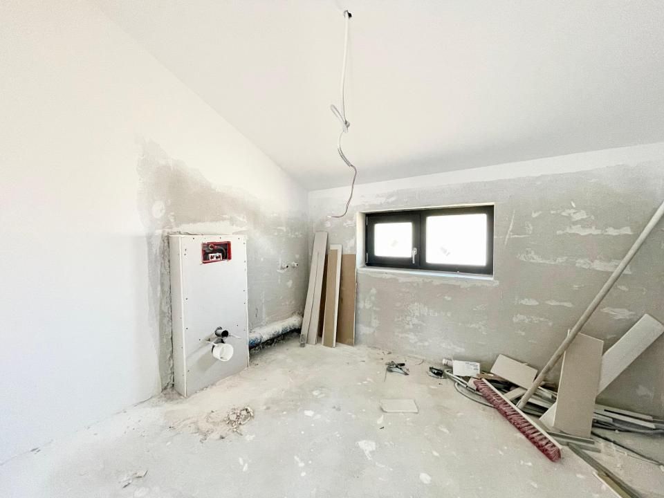 Duplex 80mp utili si 274mp teren la cheie - Mosnita Noua – fotografia 11 din 12