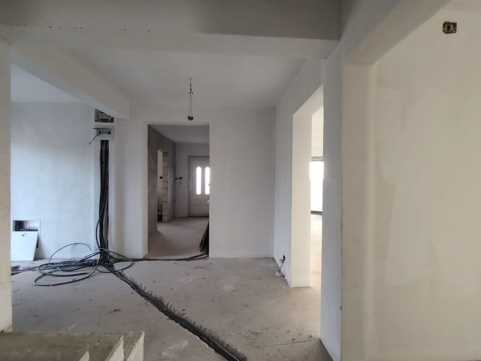 Casa individuala 5 camere cu teren de 747 mp in Sanandrei – fotografia 4 din 23