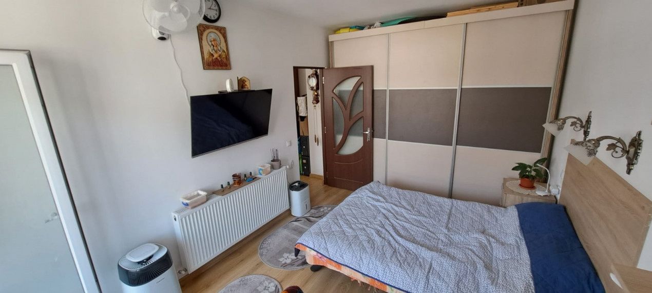 Apartament de vanzare, 55mp, terasa de 8mp, parcare, zona Regal – fotografia 5 din 11