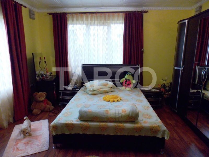 Pensiune de vanzare 13 camere si teren 3000 mp la cheie Comision 0% – fotografia 21 din 53