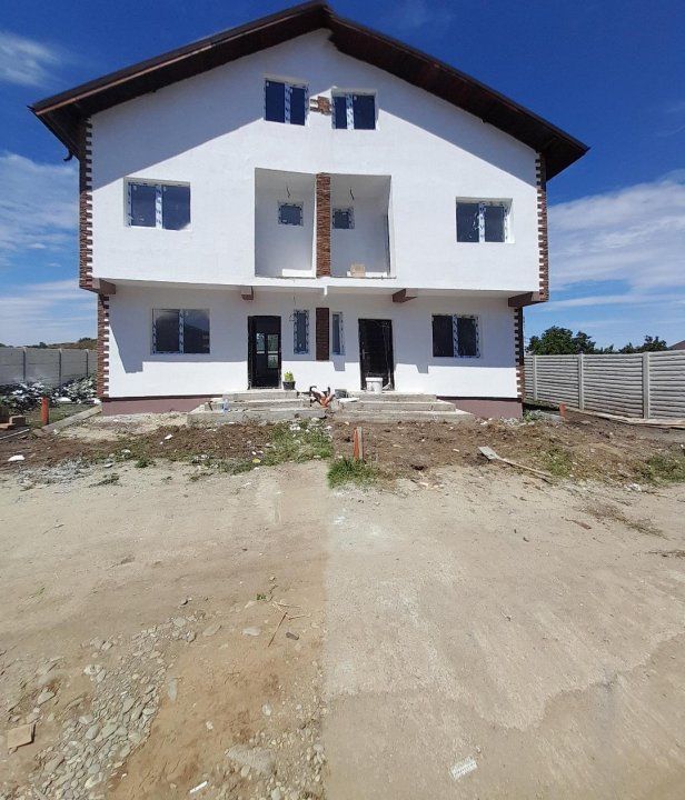 Duplex modern in constructie-termen finalizare:noiembrie – fotografia 2 din 17
