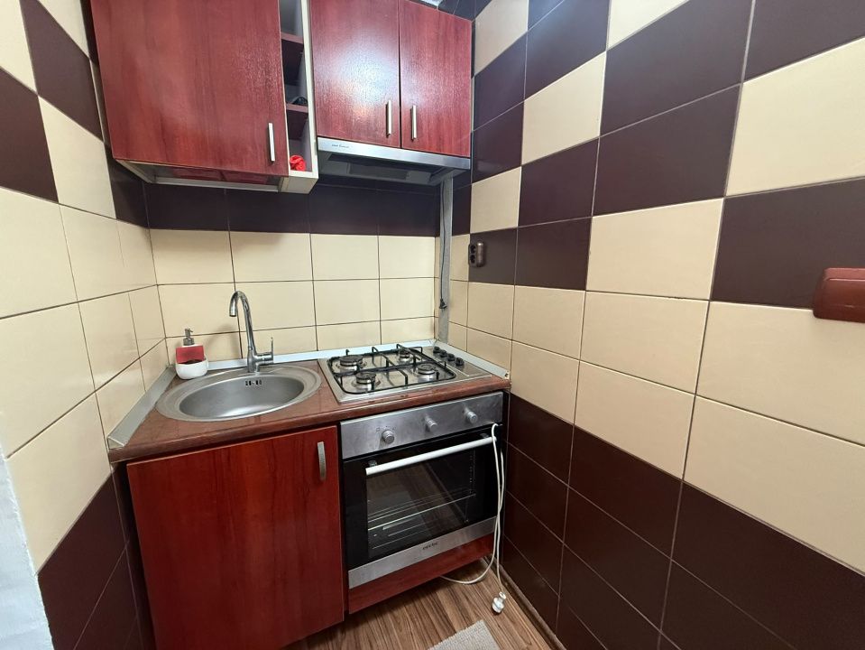 Apartament 2 camere, semidecomandat, 64 mp, zona Liceul Pedagogic – fotografia 5 din 11
