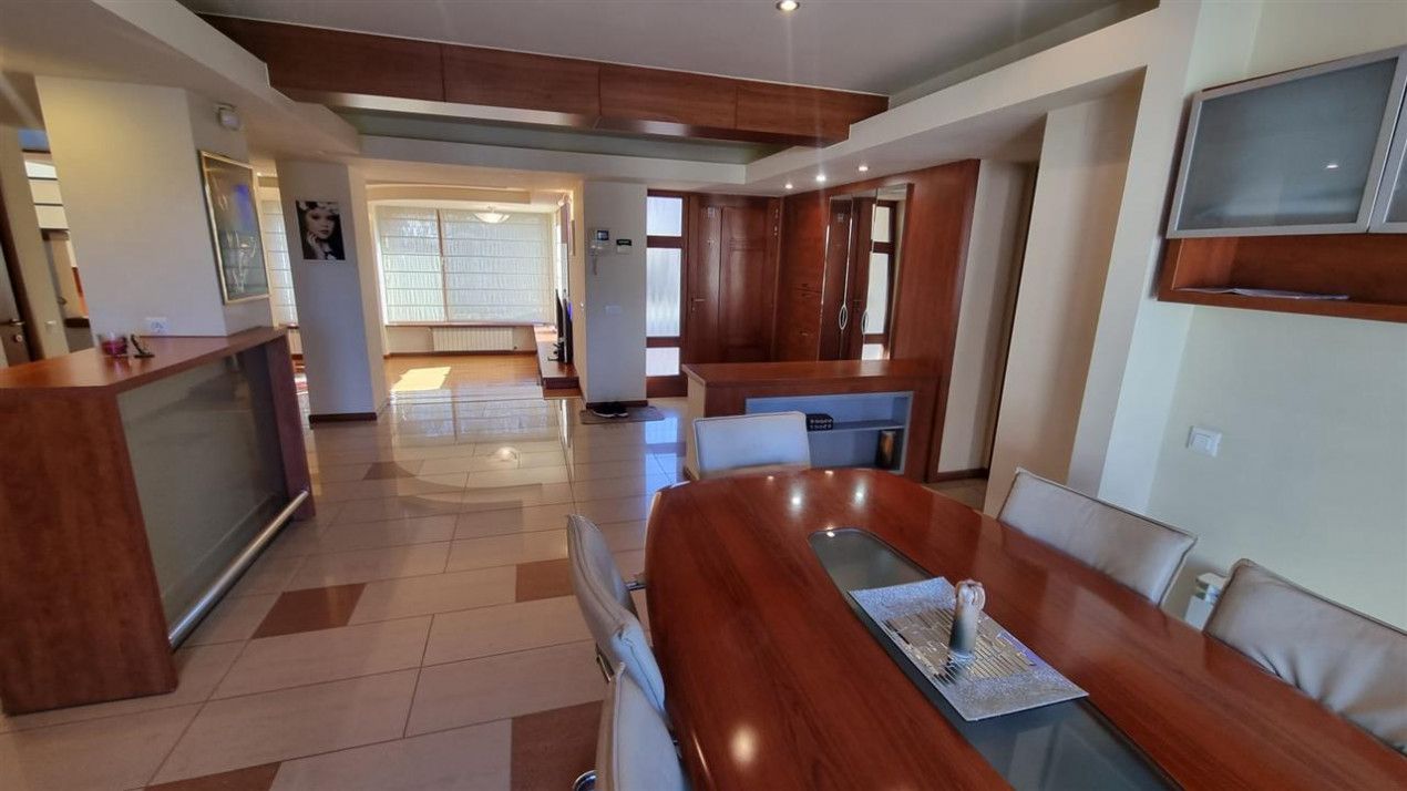 Inchiriere Vila Lux Ploiesti – fotografia 16 din 68