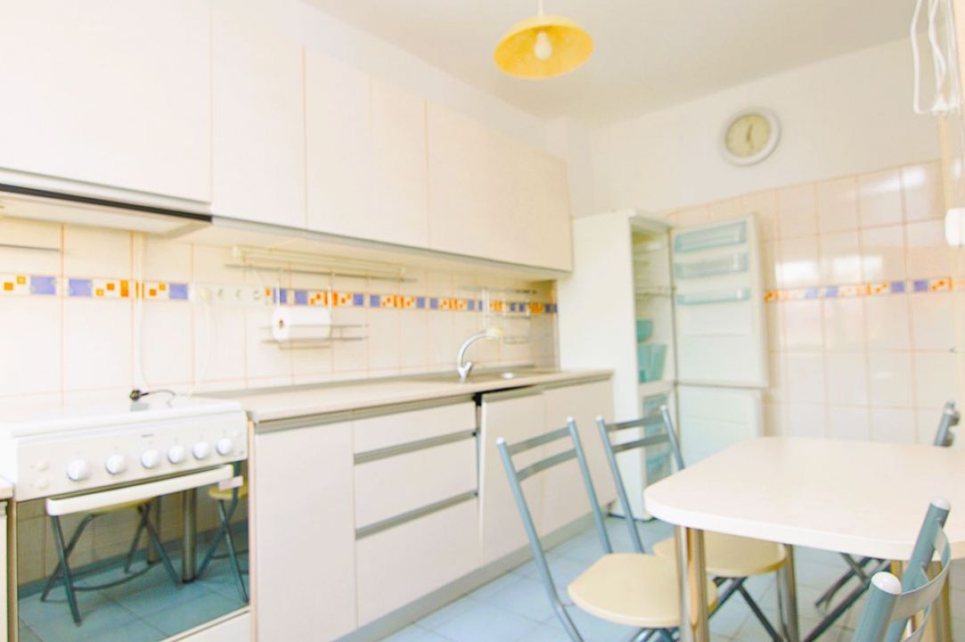 INCHIRIERE APARTAMENT 3 CAMERE UNIRII – TRAIAN – fotografia 15 din 25