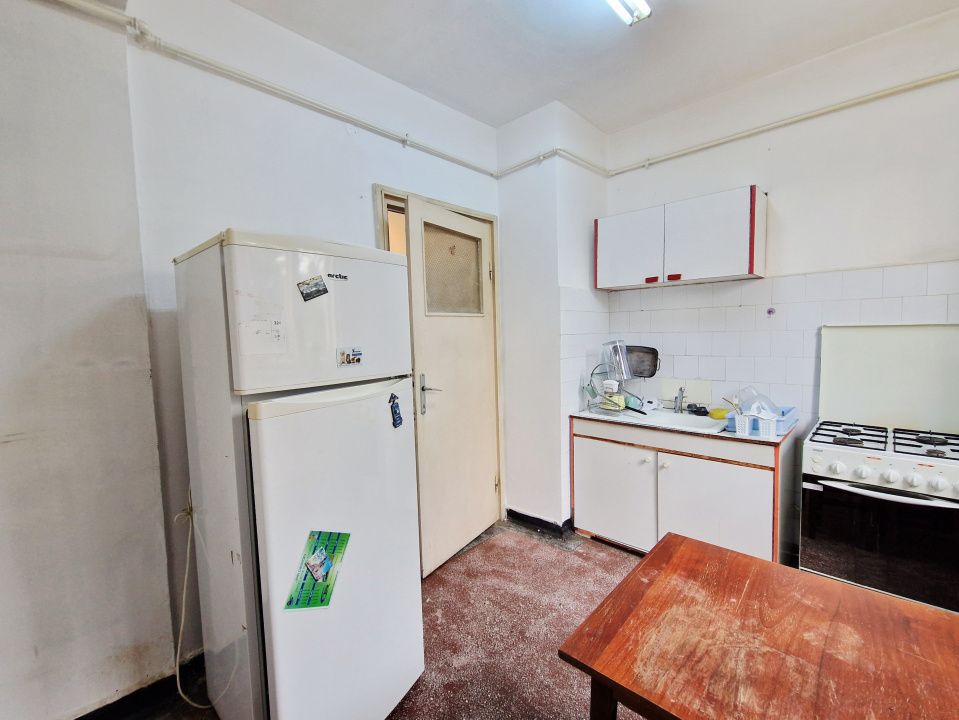Apartament spațios și luminos in zona de case in cartierul Grigorescu – fotografia 9 din 16