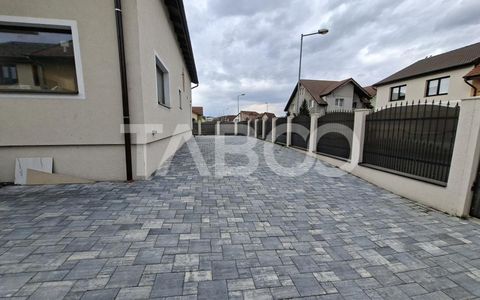 Casa individuala de inchiriat 6 camere pretabil spatiu birou Sibiu