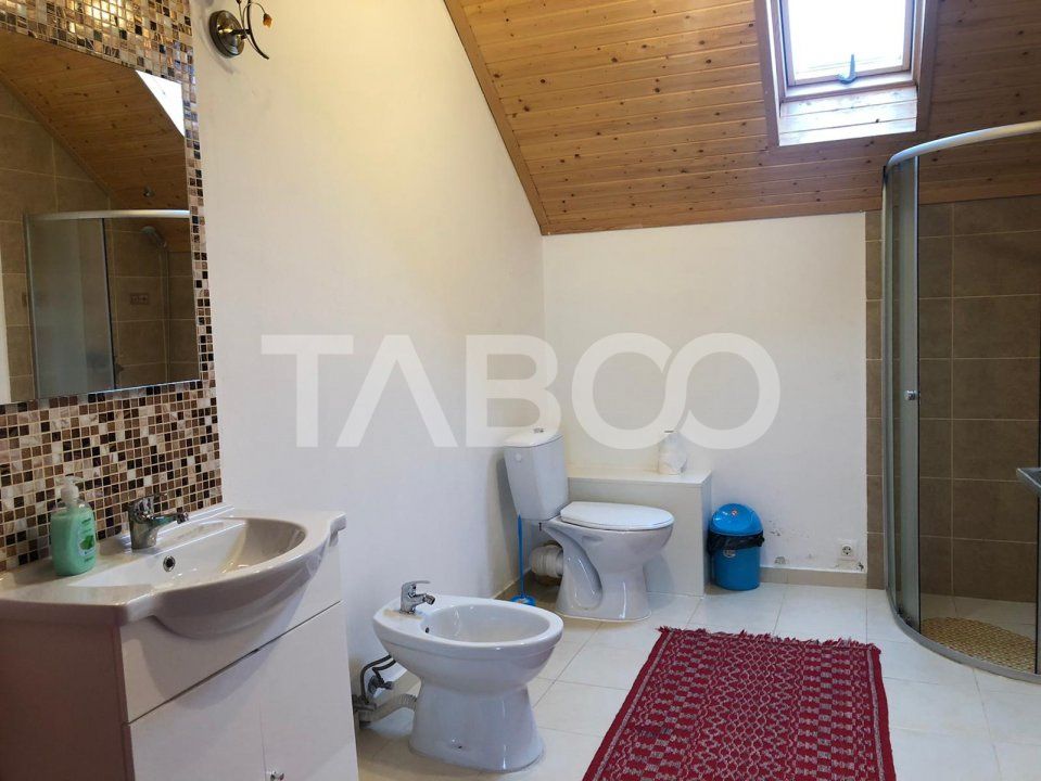 Casa individuala 7 camere cu 500 mp teren in Selimbar – fotografia 21 din 27