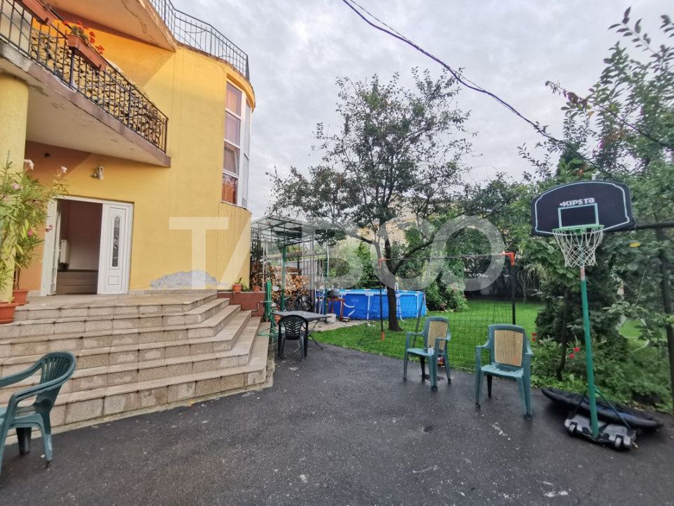 Casa in zona Centrala cu 8 camere mobilate teren 890 mp – fotografia 19 din 20