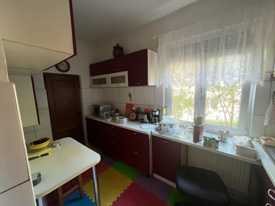 Apartament-2-Camere-Decomandat-La-Casa-Pivnita-Pod-Curte-Comuna – fotografia 7 din 14