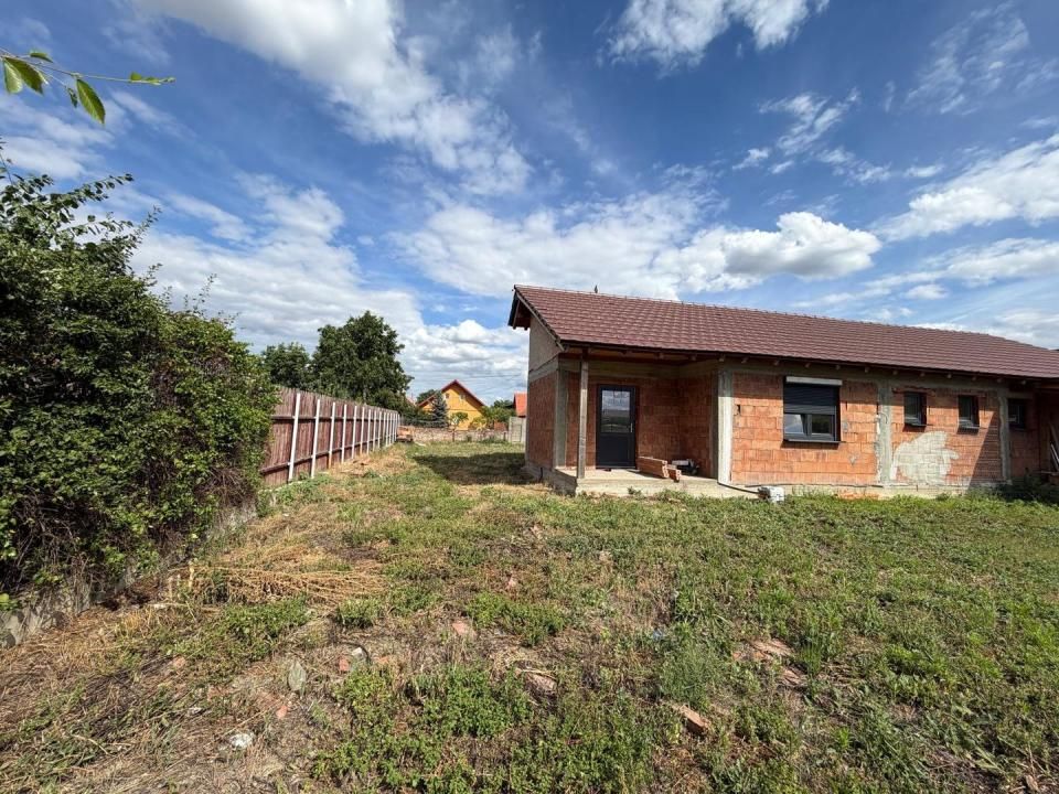COMISION 0 | Individuala | 4 camere | 860 mp teren | Pozitie excelenta – fotografia 15 din 16