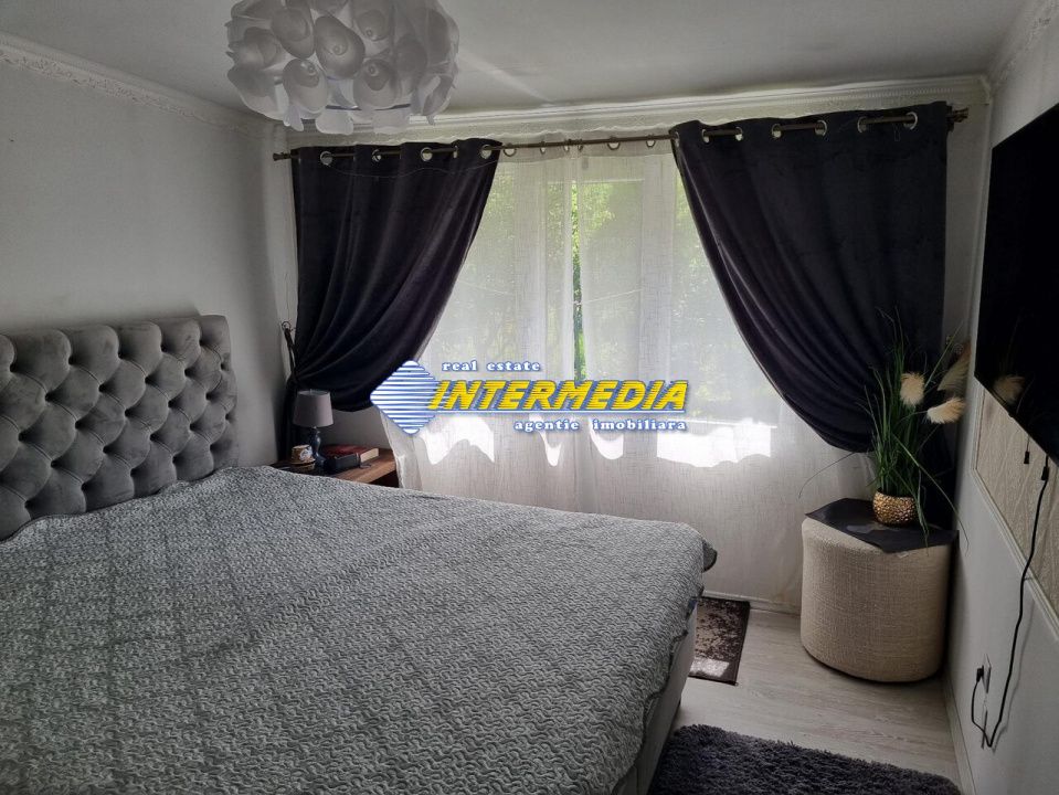 Casa P+E de vanzare recent renovata in Centru cu 680 mp teren – fotografia 23 din 35
