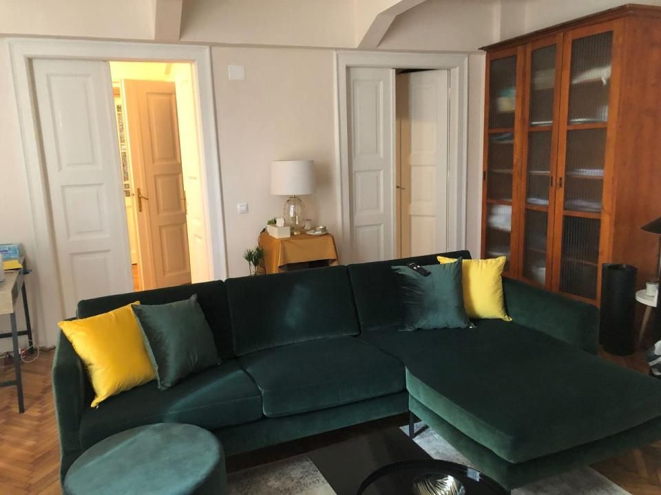 Locuință deosebită în Centrul Clujului – 3 camere, renovată integral. – fotografia 2 din 7