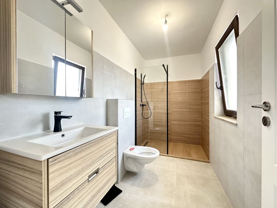 Duplex elegant, 5 camere, 120 mp utili, 309 mp teren - Dumbravita – fotografia 12 din 15