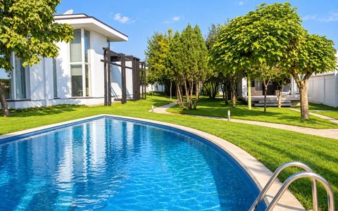 Private Estate langa Bucuresti | Vila, Piscina & Sport Court