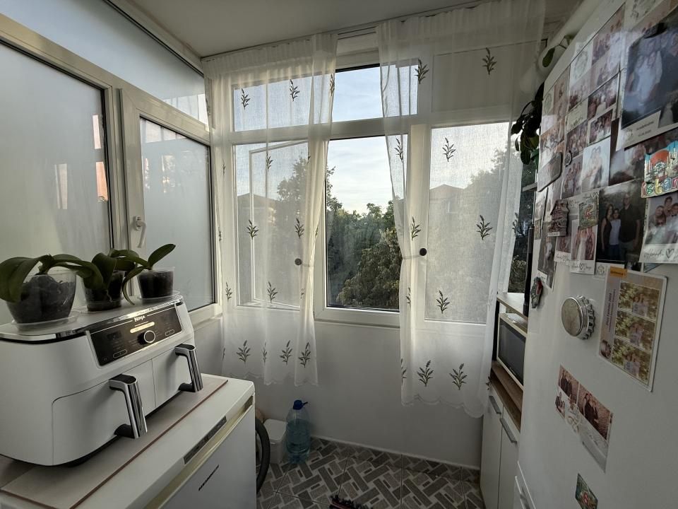 Apartament cu 2 camere, decomandat, etaj 3 - Lipovei – fotografia 6 din 7