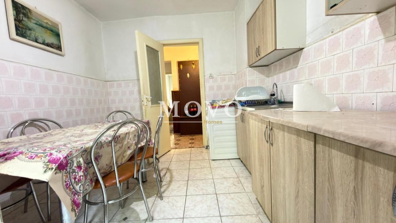 4 camere | Etaj 1 | Decomandat | Centrala proprie | Zona excelenta | Investitie – fotografia 4 din 14