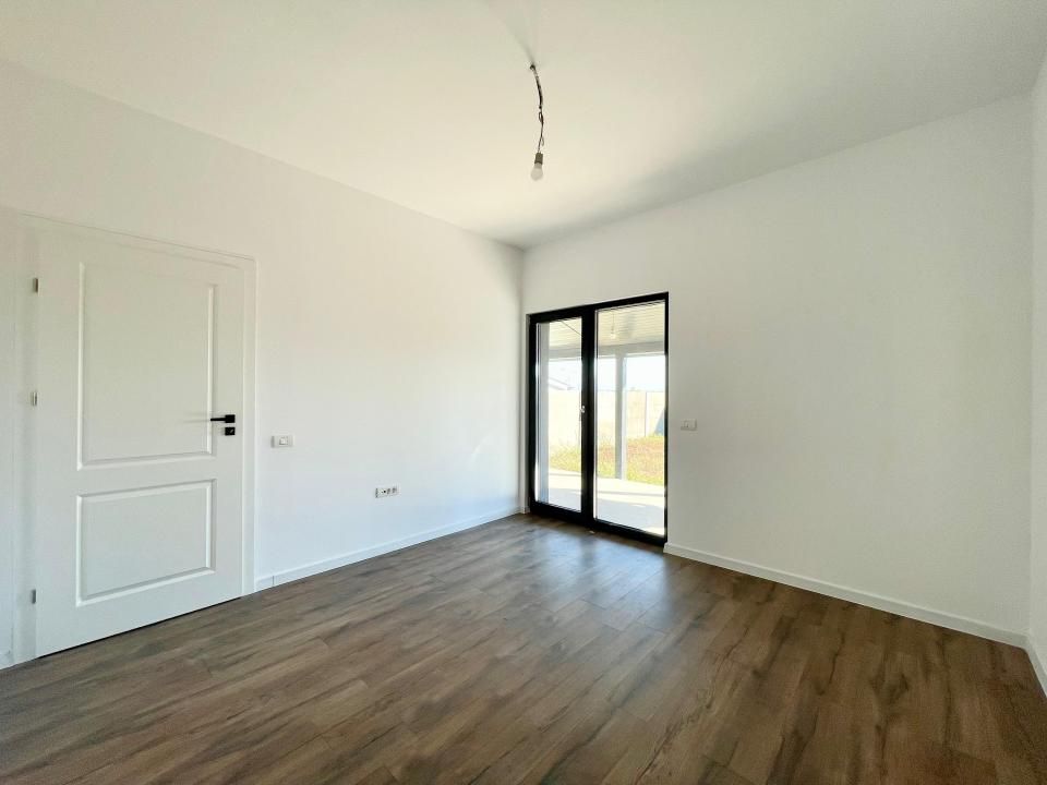 Duplex 4 camere, 94mp utili, 275mp teren - Mosnita Noua – fotografia 6 din 11