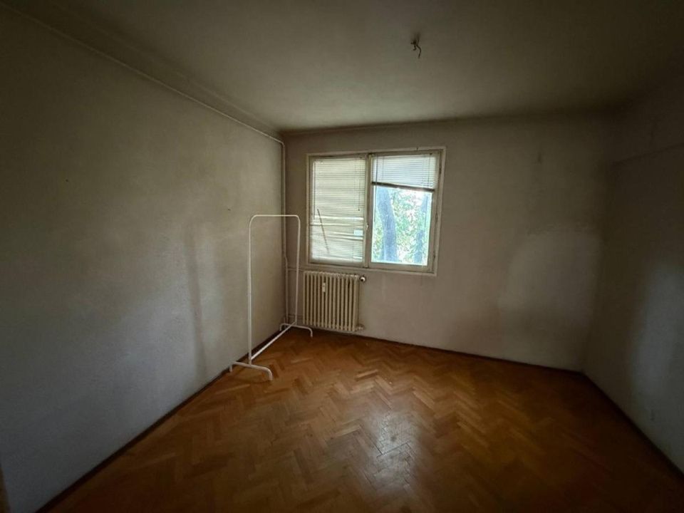Apartament 4 camere -5 minute de mers  pana la metrou Costin Giorgian – fotografia 7 din 16