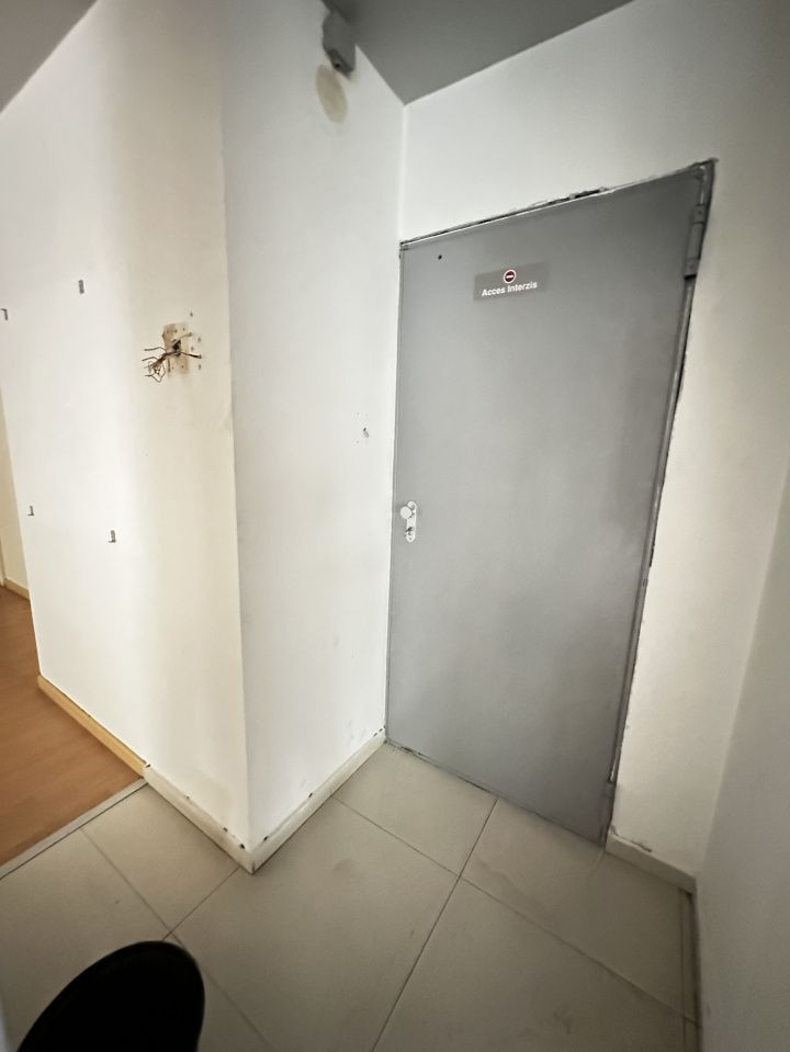 INCHIRIERE Spațiu comercial 173 mp. Vitrina Mare la Bulevard CETATE Alba Iulia – fotografia 30 din 34
