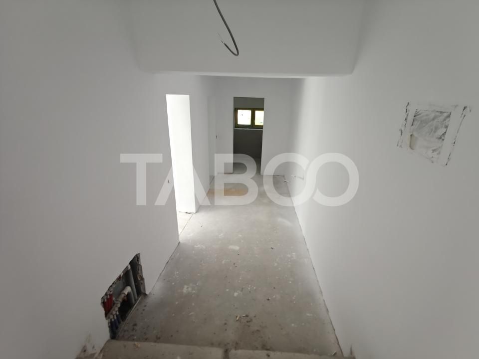 Casa spatioasa - aer curat si priveliste spre munti - teren 1203 mp – fotografia 25 din 29