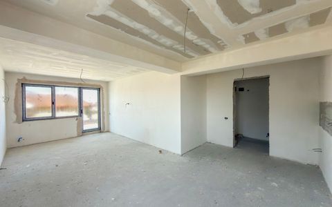 Apartament 3 camere parter - Ovidiu - loc de parcare inclus