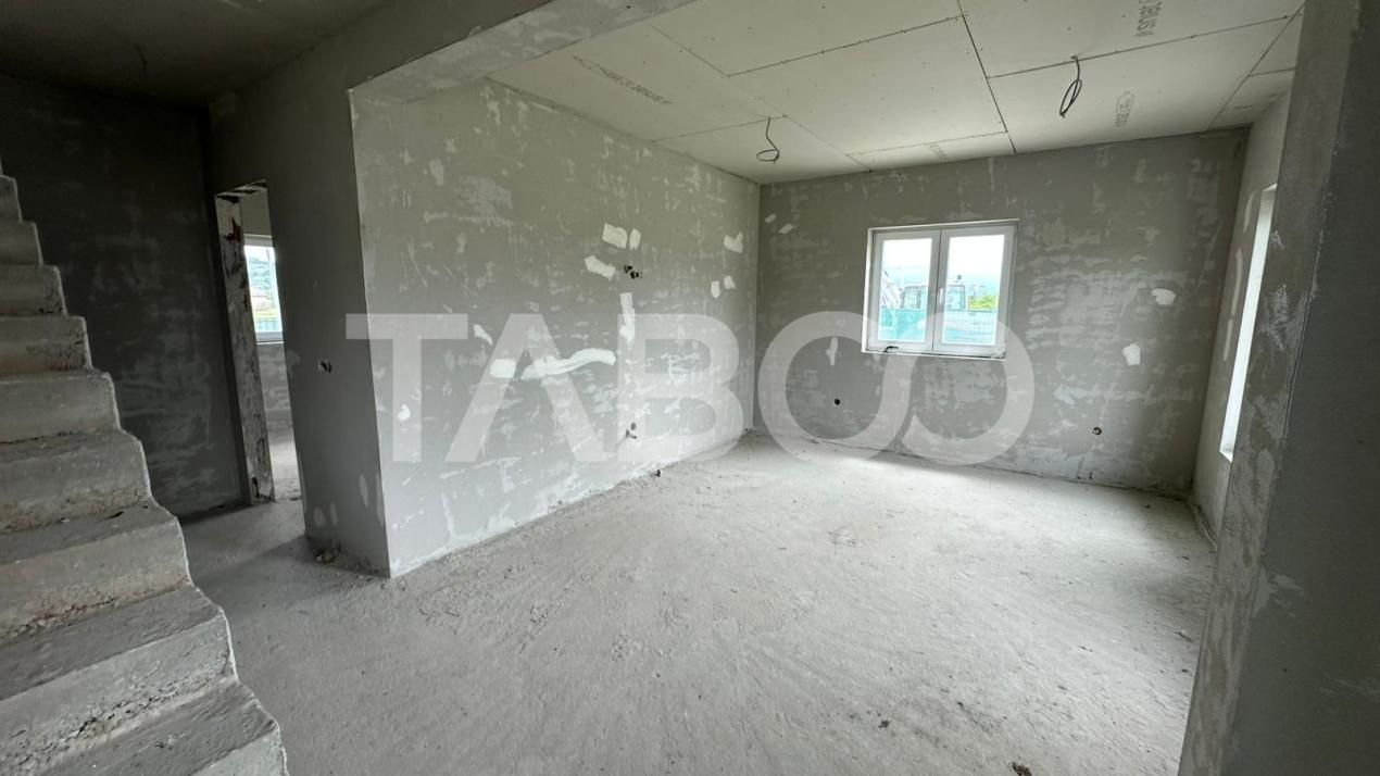 Casa tip duplex cu acces 2 strazi cu curte libera 195 mp Mohu Sibiu – fotografia 13 din 13