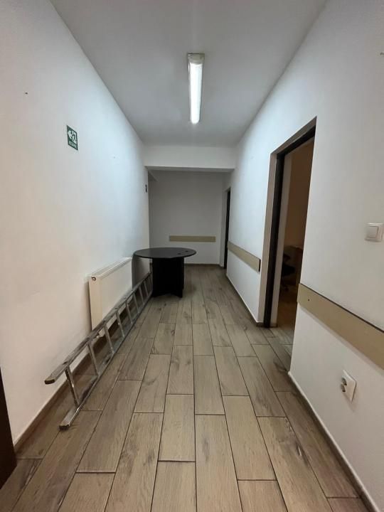 Casă P+M cu birouri amenajate și teren 5.423 mp pentru firmă și locuit acces A1 – fotografia 6 din 14