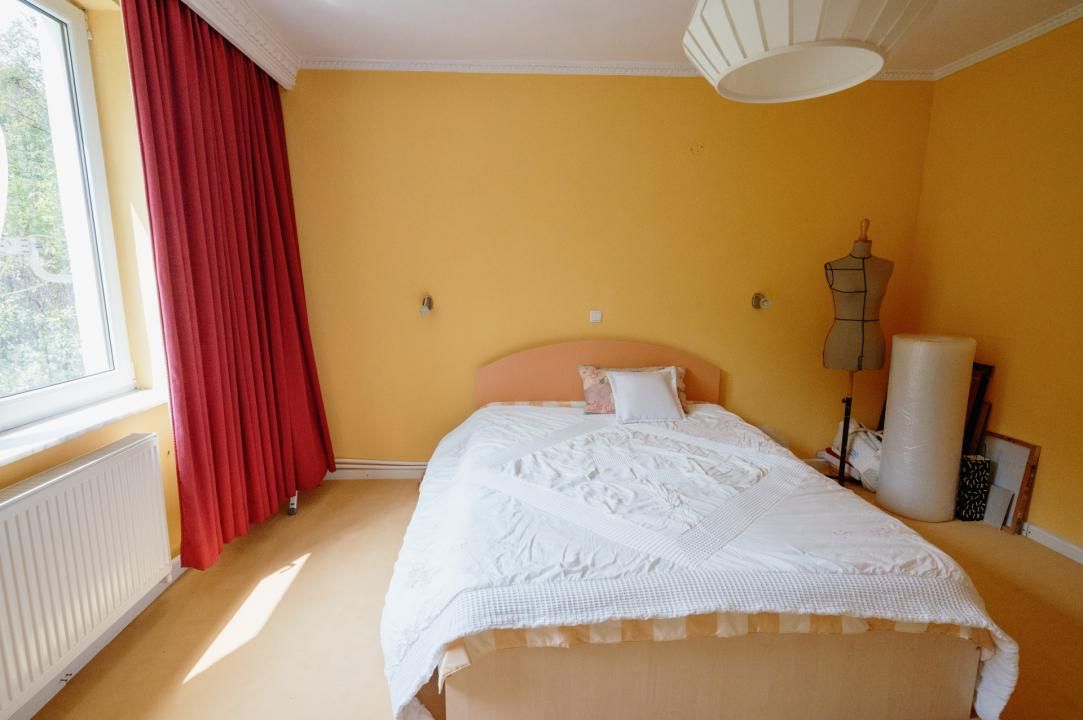 Apartament 4 camere în casă tip elvetian, cu teren propriu, garaj și grădină – fotografia 12 din 31