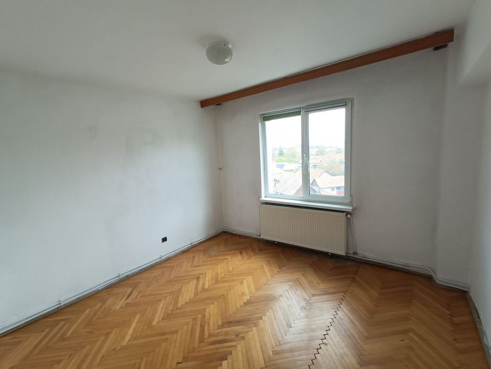 Apartament cu 4 camere de vânzare - Reghin 0 comision. – fotografia 5 din 10