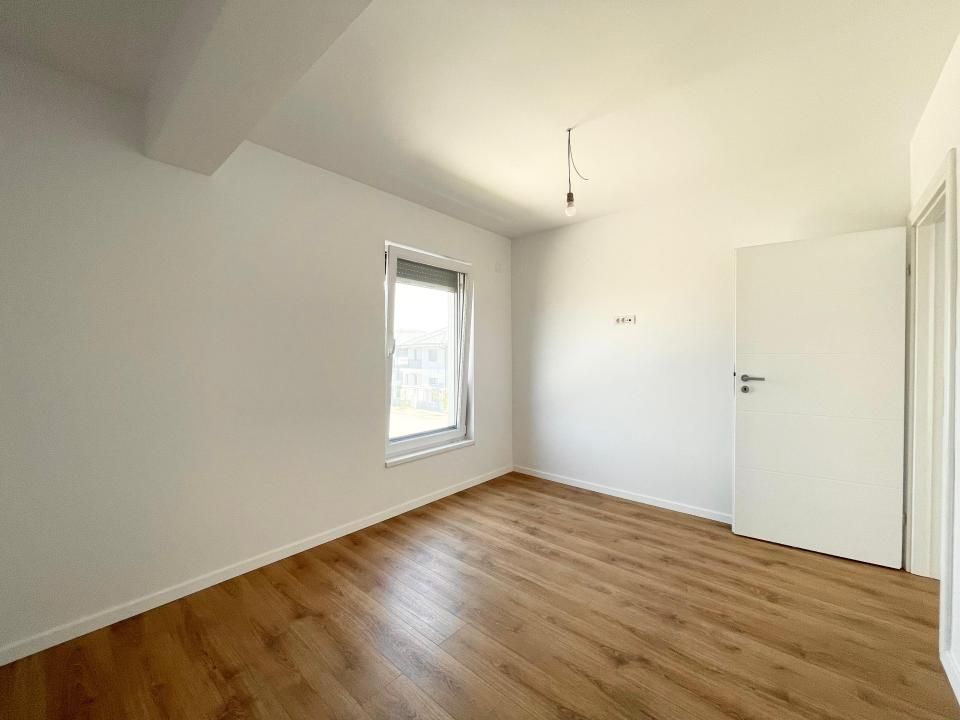 Comision 0% Duplex 5 camere, finisaje premium - Mosnita Noua – fotografia 10 din 13