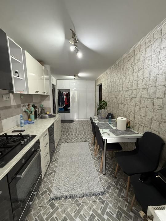 Apartament cu 2 camere, decomandat, etaj 3 - Lipovei – fotografia 4 din 7