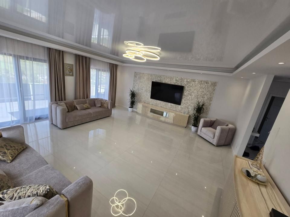 Casă individuală, 248 mp utili, teren 580 mp, piscină și jacuzzi | Auchan Iris – fotografia 2 din 16