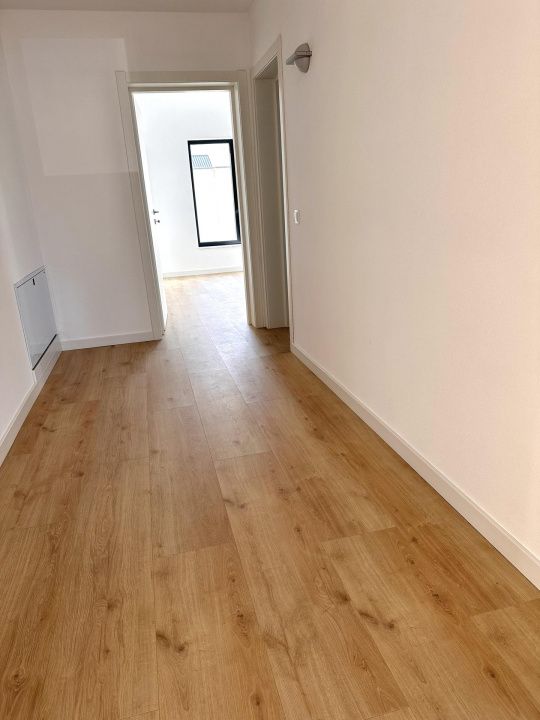 CASA NOUA I 90 MP I FINISATA LA CHEIE I ASFALT I TOATE UTILITATILE I – fotografia 16 din 21