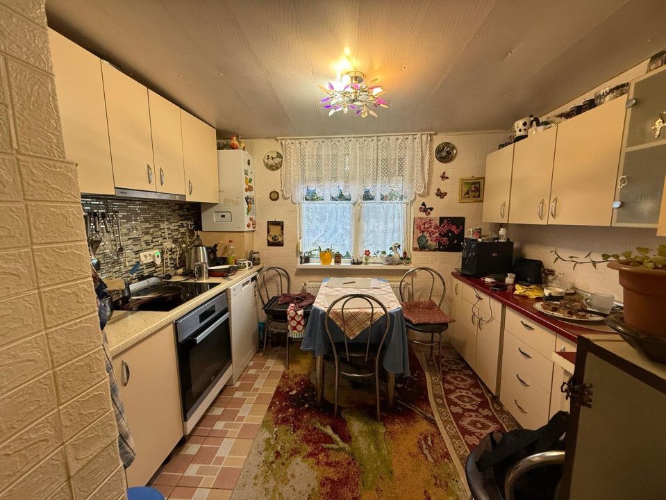 Apartament spatios, 3 camere, cu boxa pentru depozitare si gradina - Iosefin – fotografia 4 din 8