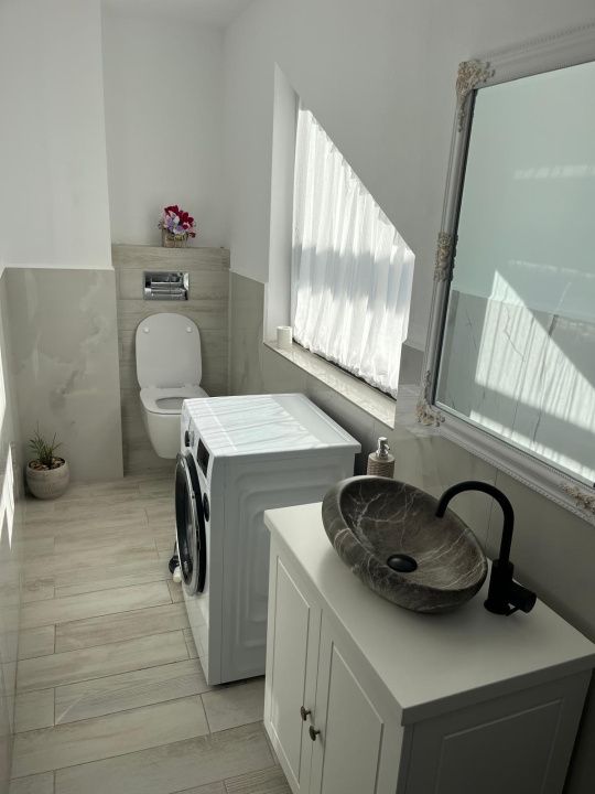 Casă premium, 260 mp utili, teren 1000mp-Dezmir – fotografia 11 din 16