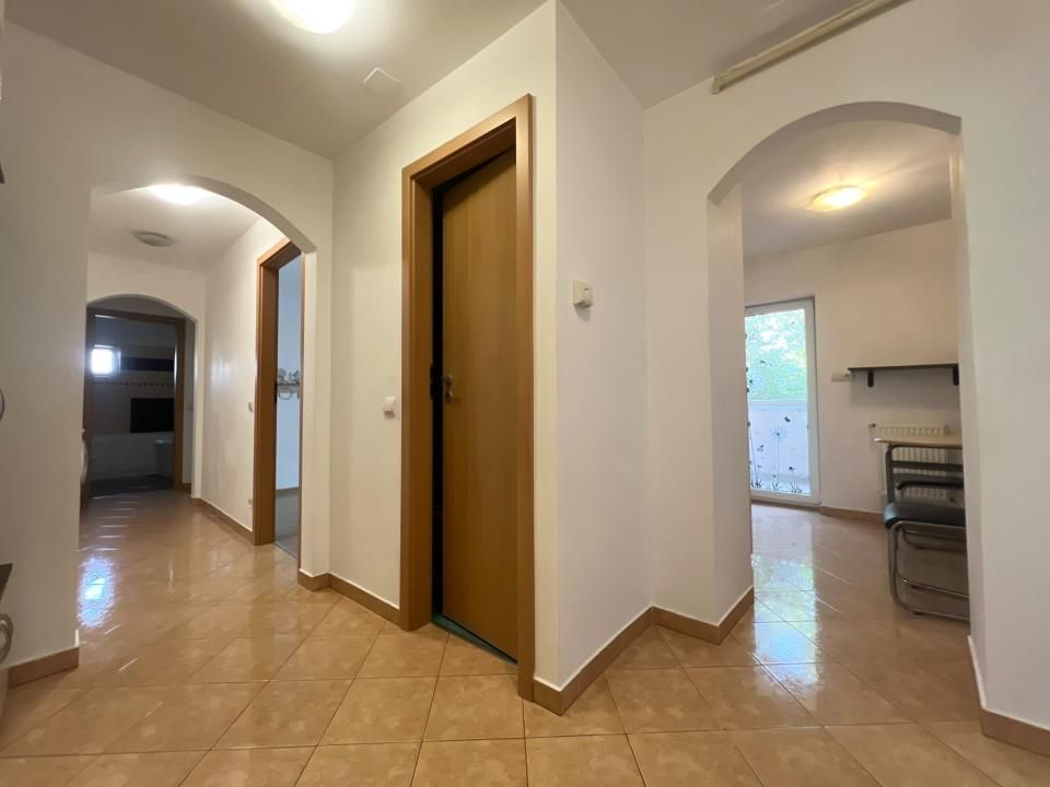 Apartament, 3 camere, 63 mp utili, etaj 2 - Zona Lunei – fotografia 9 din 12