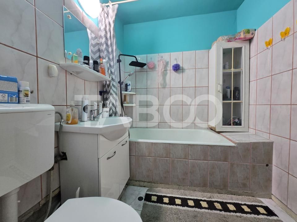 Comision 0 Apartament 3 camere de vanzare decomandat etaj 2 V.Aaron – fotografia 18 din 19