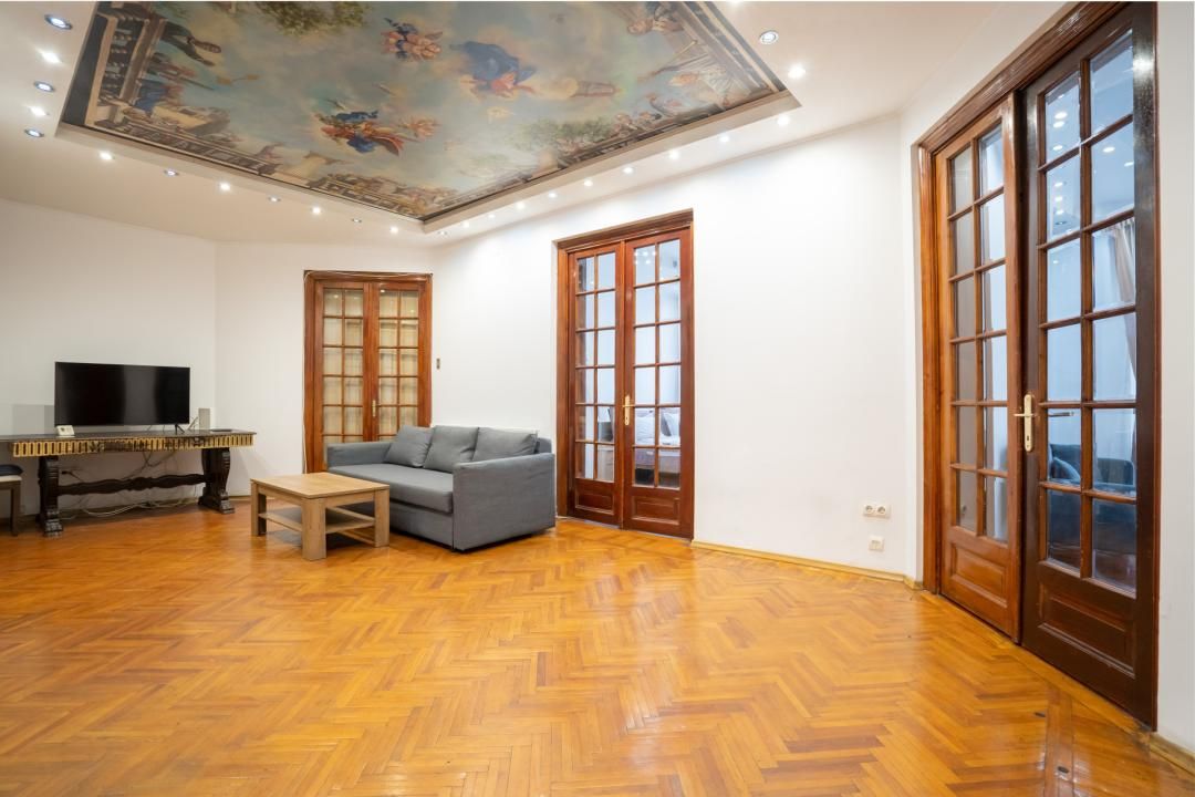6-Room Apartment 🕰️ Cismigiu Garden 🕰️ Private Heating System 🕰️ Parking – fotografia 2 din 43