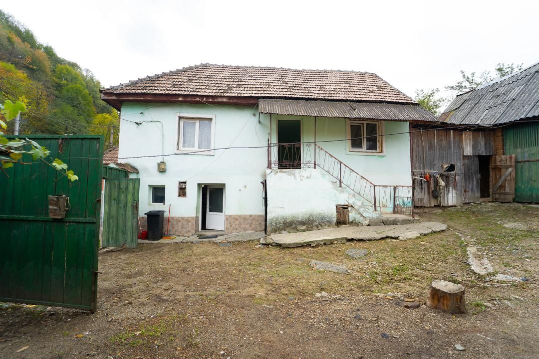 Casă în Tălmăcel – fotografia 15 din 16