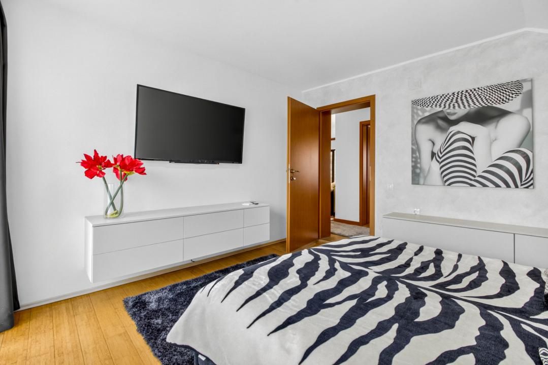 Închiriere casa modernă cu 4 dormitoare, teren 1300 mp - zona Stupini, Brasov – fotografia 15 din 26