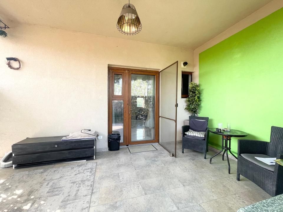 Casa Individuala mobilata, teren 694mp - Mosnita Noua – fotografia 3 din 14