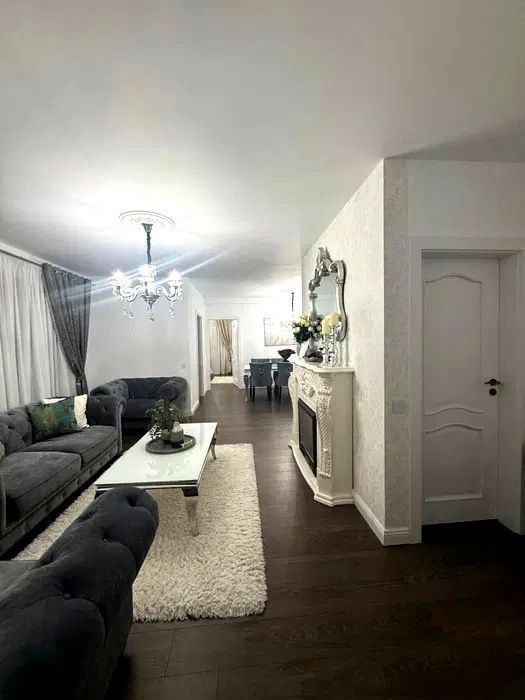 Apartament 3 cam | zona Vivo | 80 mp+garaj inclus – fotografia 1 din 8