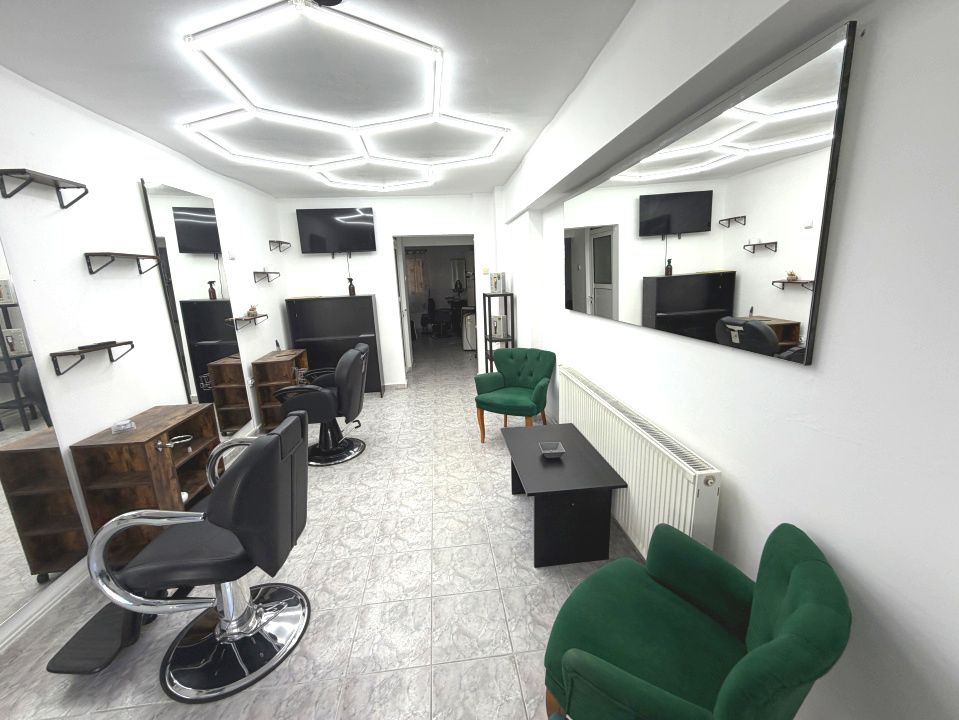 INCHIRIERE Spatiu Comercial CETATE Bulevard 34 mp. Centrala Termopane Contoare – fotografia 11 din 25